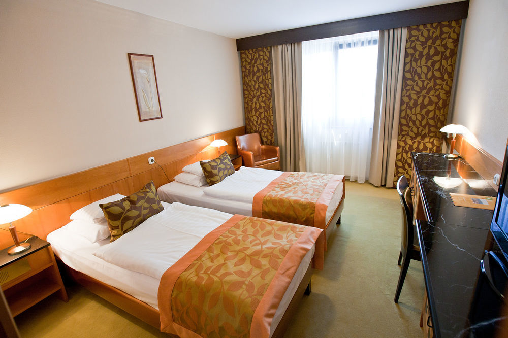 Hotel Sopron Eksteriør billede