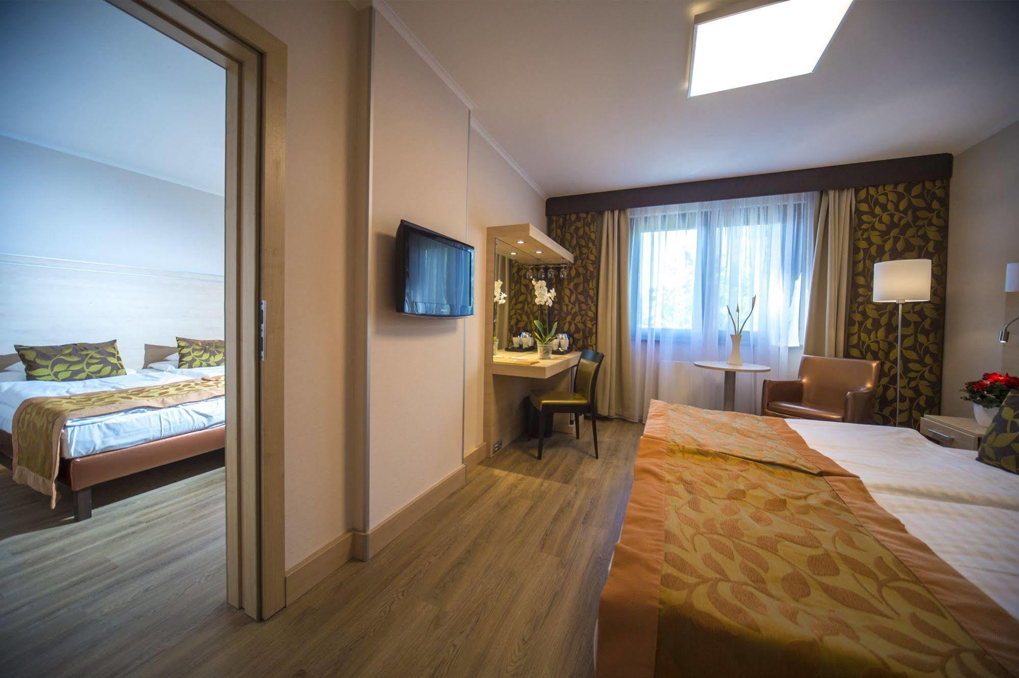 Hotel Sopron Eksteriør billede